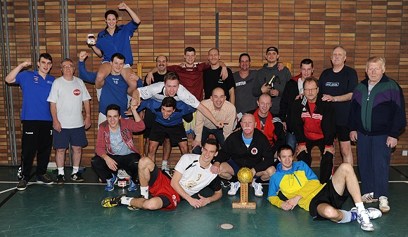 Teilnehmer am Kopf-Fuß-Turnier