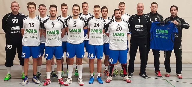 Neue Trikots für die Erste